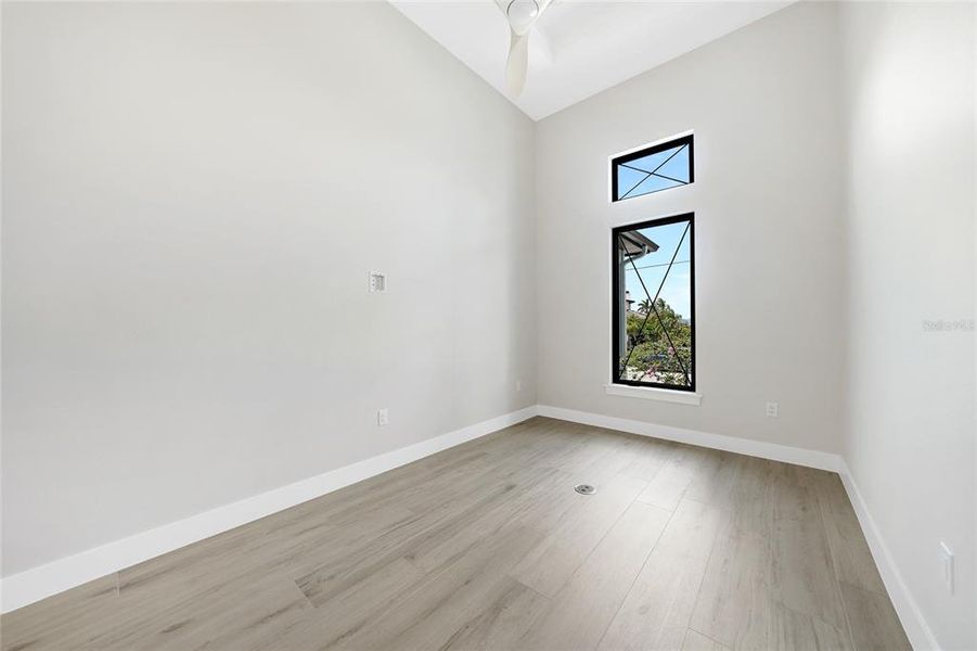 Spacious, unfurnished interior of a new home in , Punta Gorda (Image 33). Spacious, unfurnished interior of a new home in , Punta Gorda (Image 33).