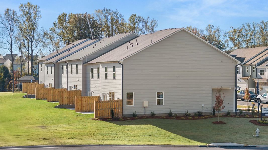 Representative exterior details of a home built from the Salisbury by D.R. Horton in Hughes Court, Dawsonville (Image 25).