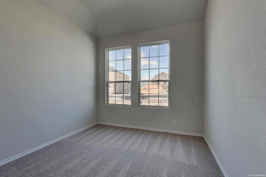 Spacious, unfurnished interior of a new home in Arcadia Ridge, San Antonio (Image 13).