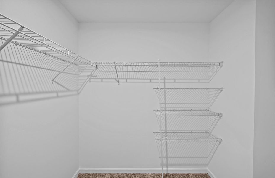 Spacious, unfurnished interior of a new home in Parkside Crossing, Charlotte (Image 25).