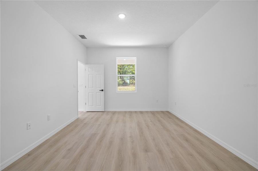 Spacious, unfurnished interior of a new home in , Citrus Springs (Image 24). Spacious, unfurnished interior of a new home in , Citrus Springs (Image 24).