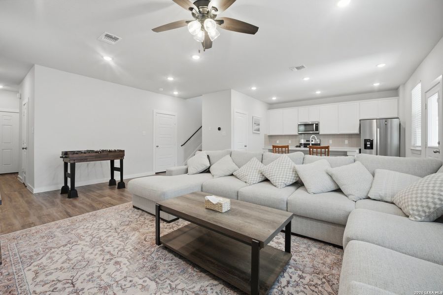 Furnished interior view inside a new home in Senna, San Antonio (Image 27).