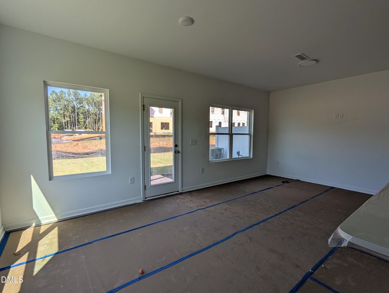 PXL_20250829_190908165 PXL_20250829_190908165