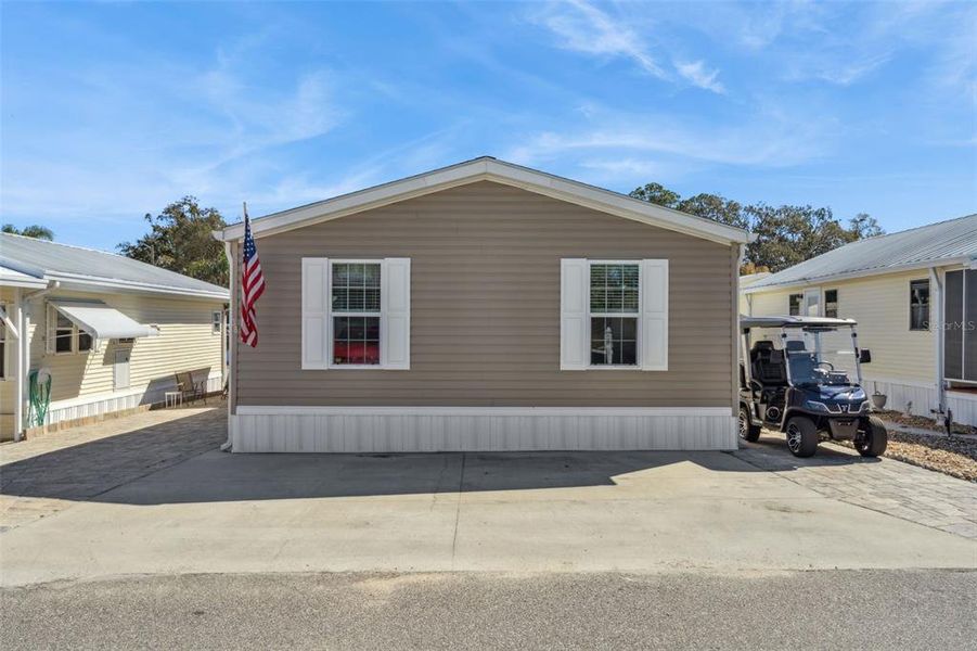 Exterior details and patio area of a home in , Davenport (Image 24).