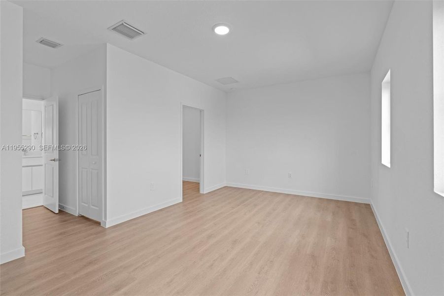 Spacious, unfurnished interior of a new home in , Homestead (Image 31). Spacious, unfurnished interior of a new home in , Homestead (Image 31).