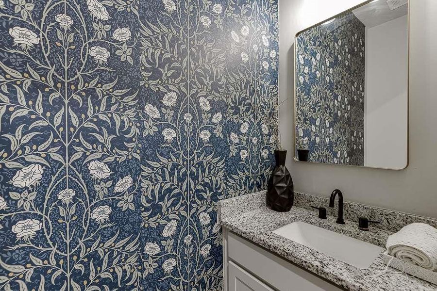 Image 33 of a home in .