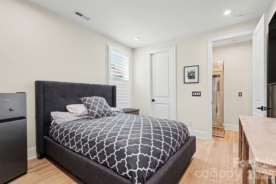 Furnished interior view inside a new home in , York (Image 25).