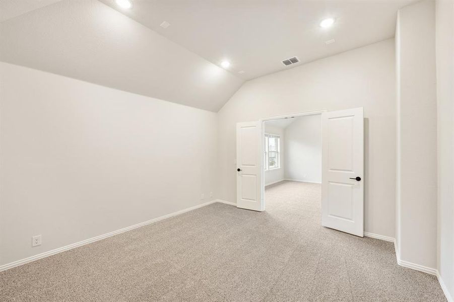 Spacious, unfurnished interior of a new home in Silo Mills, Joshua (Image 35).