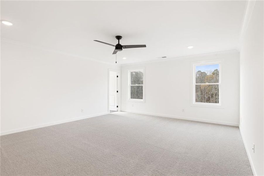 Spacious, unfurnished interior of a new home in Prescott Manor, Canton (Image 31).