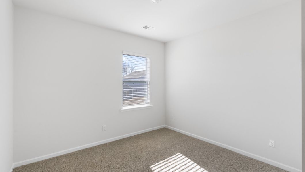 Spacious, unfurnished interior of a new home in Spring Ridge, Anderson (Image 23).