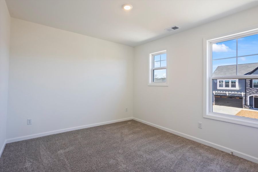Spacious, unfurnished interior of a new home in Portrait Hills, Aiken (Image 18).