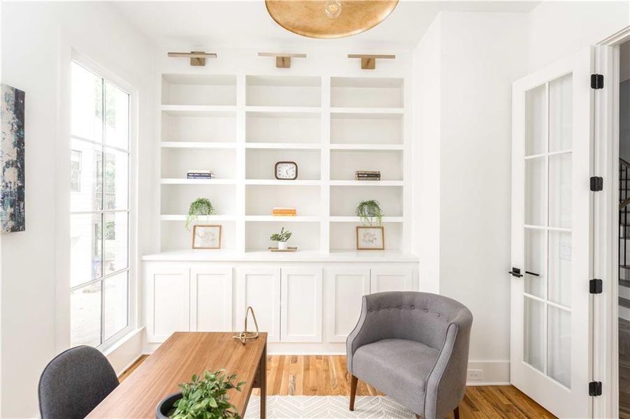 Furnished interior view inside a new home in , Atlanta (Image 16). Furnished interior view inside a new home in , Atlanta (Image 16).