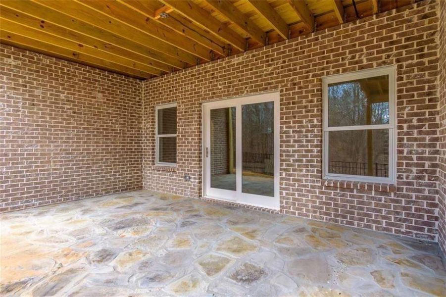 Exterior details and patio area of a home in , Gainesville (Image 4).