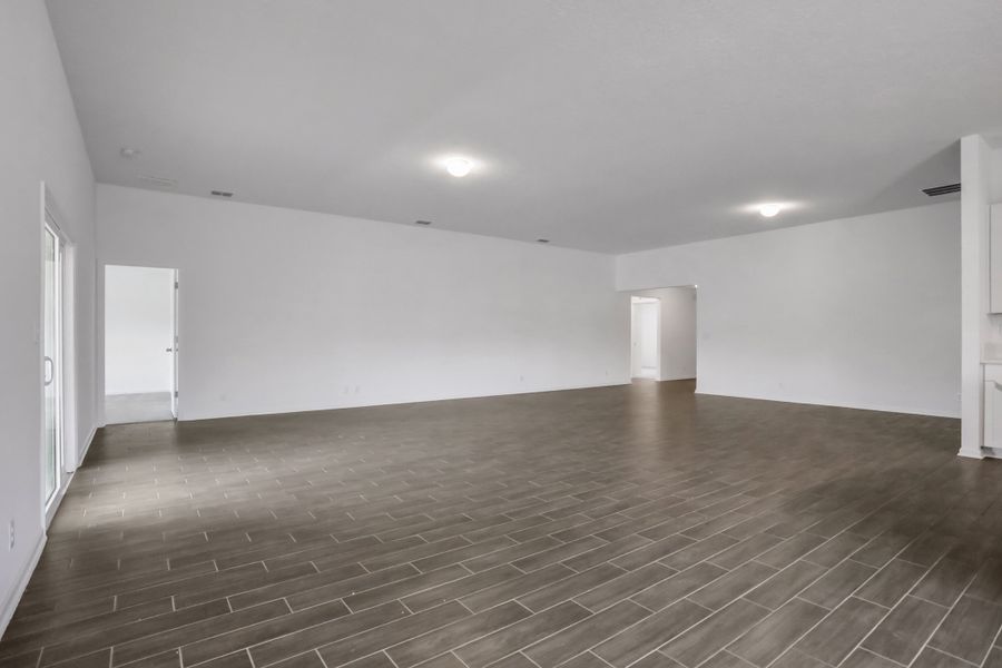 4br New Home in Orange Park, FL.  - Slide 32