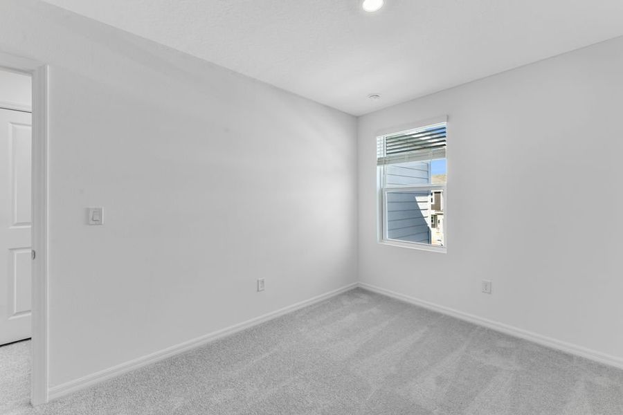Spacious, unfurnished interior of a new home in Vinterra Townhomes, Nokomis (Image 12).