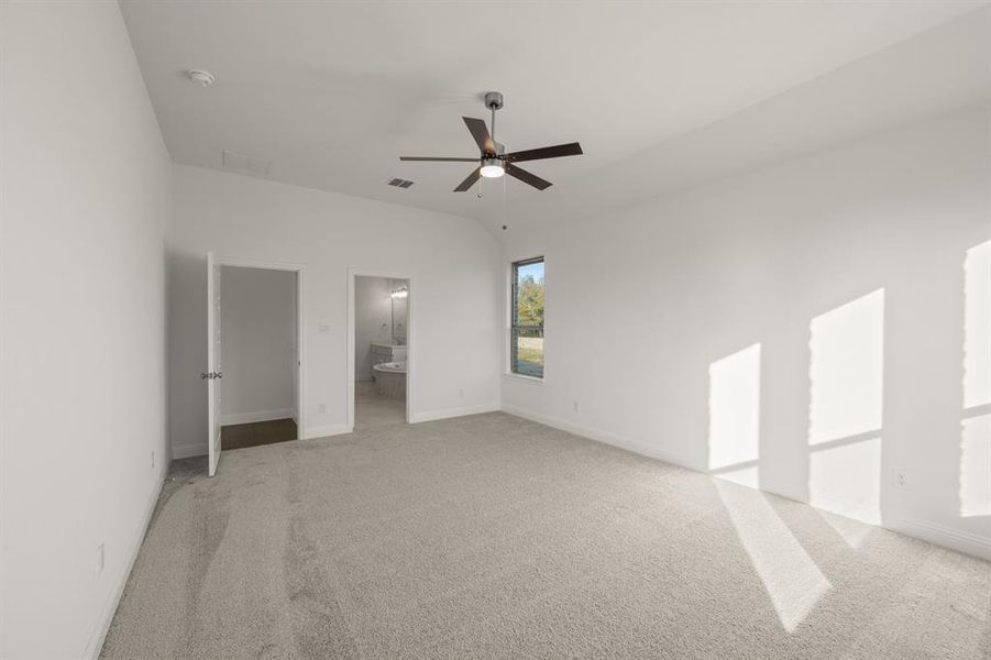 701 Seahawk- Primary Suite-2