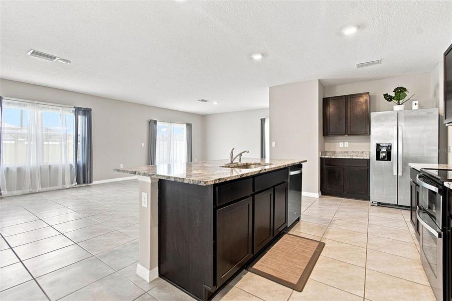 Furnished interior view inside a new home in , Wesley Chapel (Image 6).