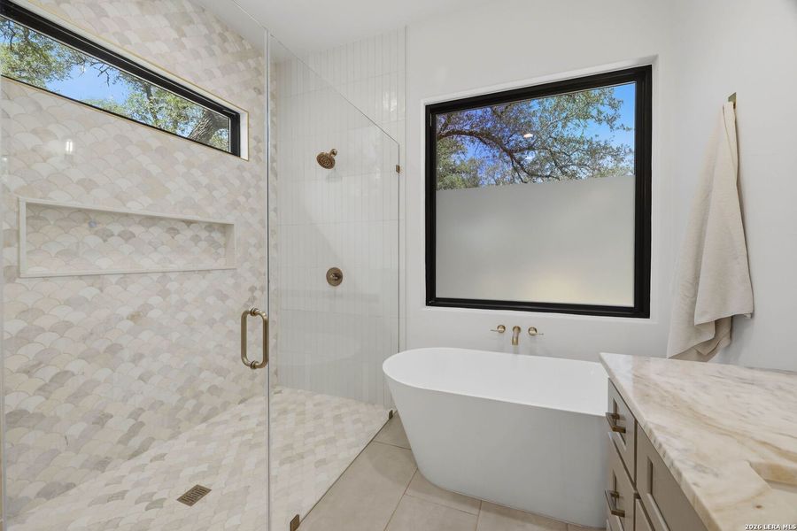 Furnished interior view inside a new home in , Canyon Lake (Image 34).