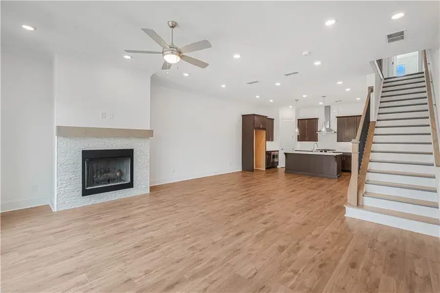 Spacious, unfurnished interior of a new home in Waterhaven, Cumming (Image 26).