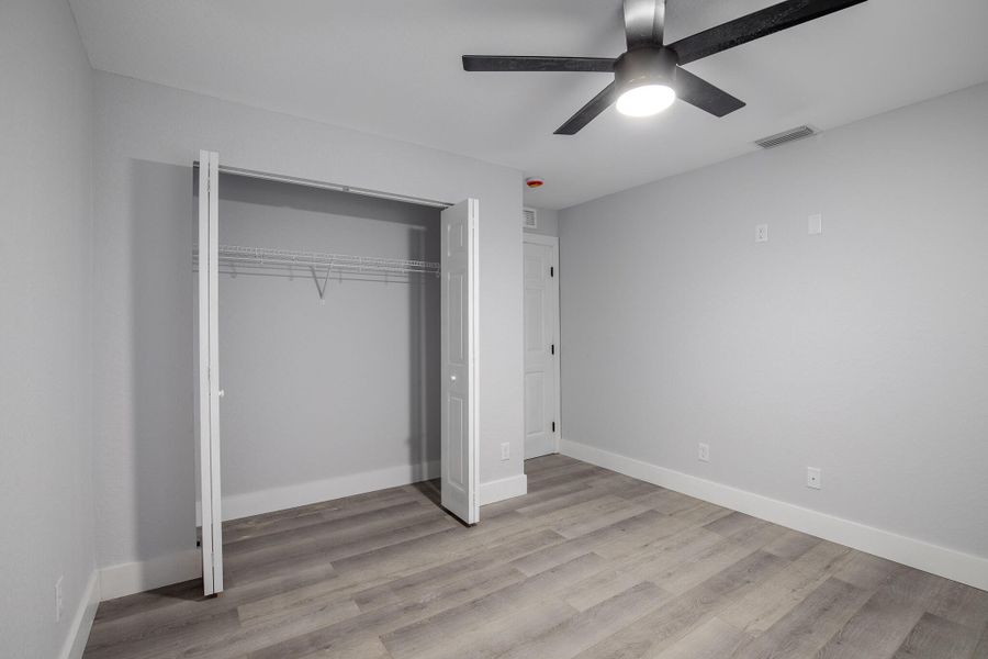 332 W Ventura-24