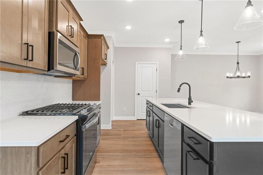 Furnished interior view inside a new home in Cherokee Township, Acworth (Image 12).