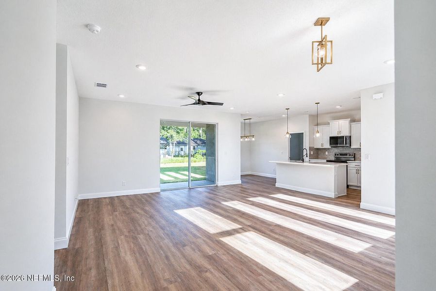 Spacious, unfurnished interior of a new home in , Palm Coast (Image 32).