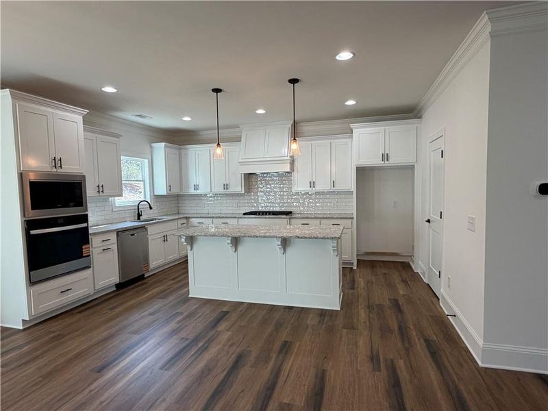 Furnished interior view inside a new home in , Jefferson (Image 5).