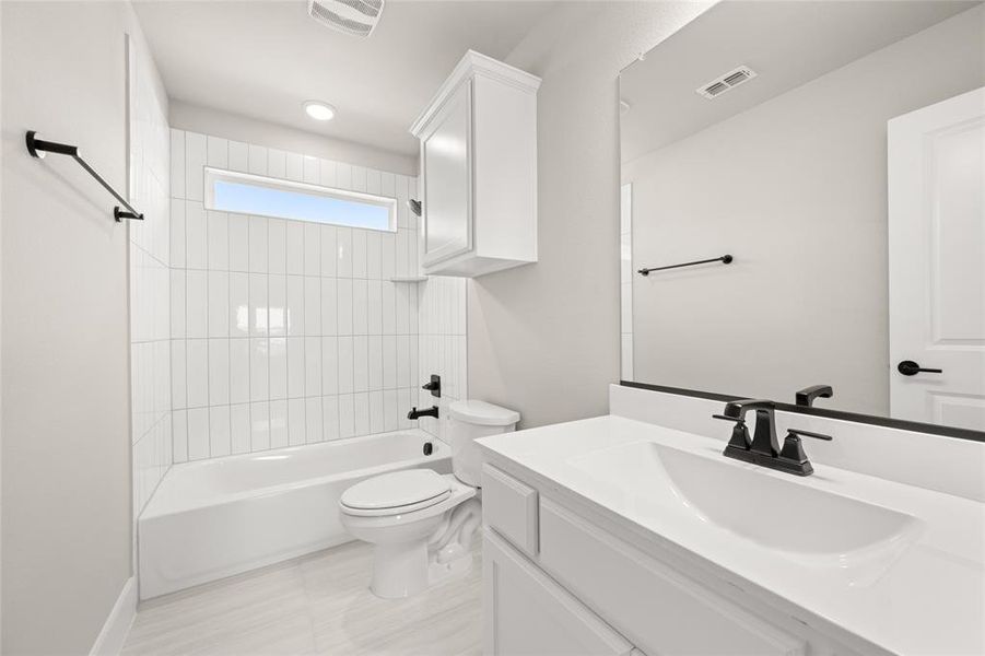 1850 Silver Birch- Bathroom-2