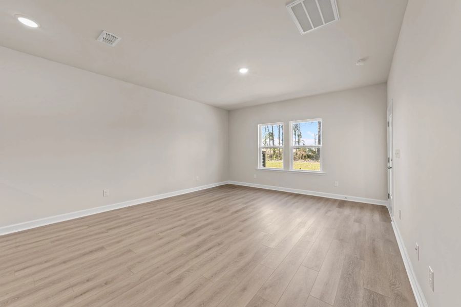 Spacious, unfurnished interior of a new home in Blue Heron Retreat, Little River (Image 17).