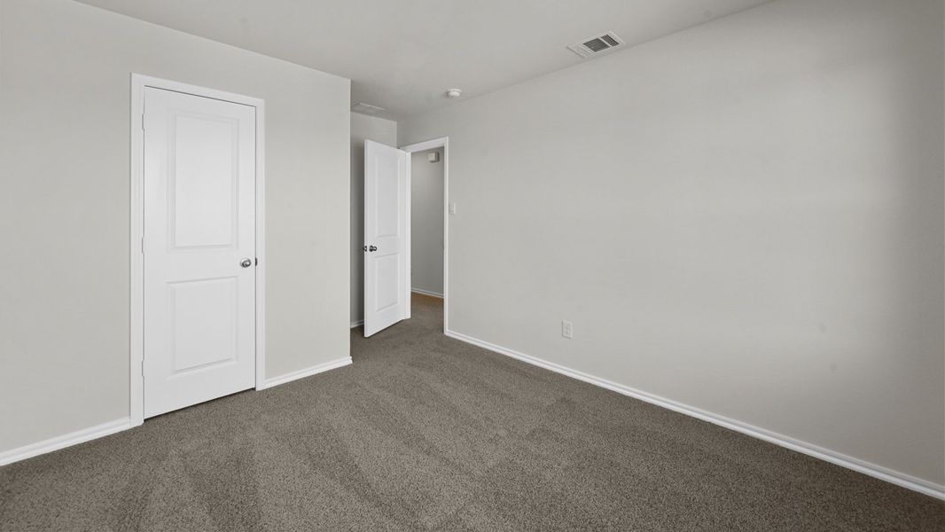 Spacious, unfurnished interior of a new home in Wildcat Ranch, Crandall (Image 20).