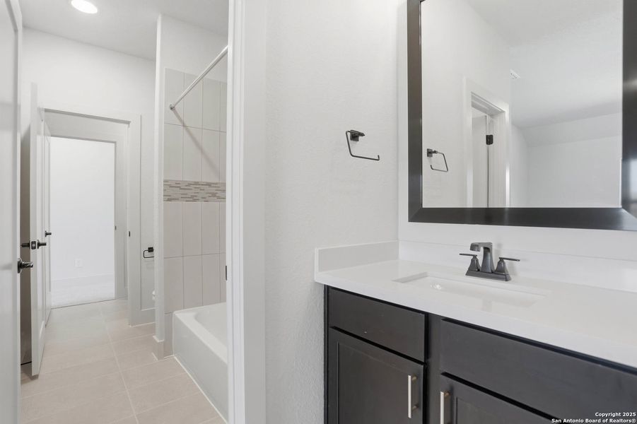 Furnished interior view inside a new home in Kinder Ranch 70's, San Antonio (Image 19).