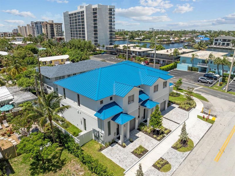 Exterior details and patio area of a home in , Pompano Beach (Image 38).