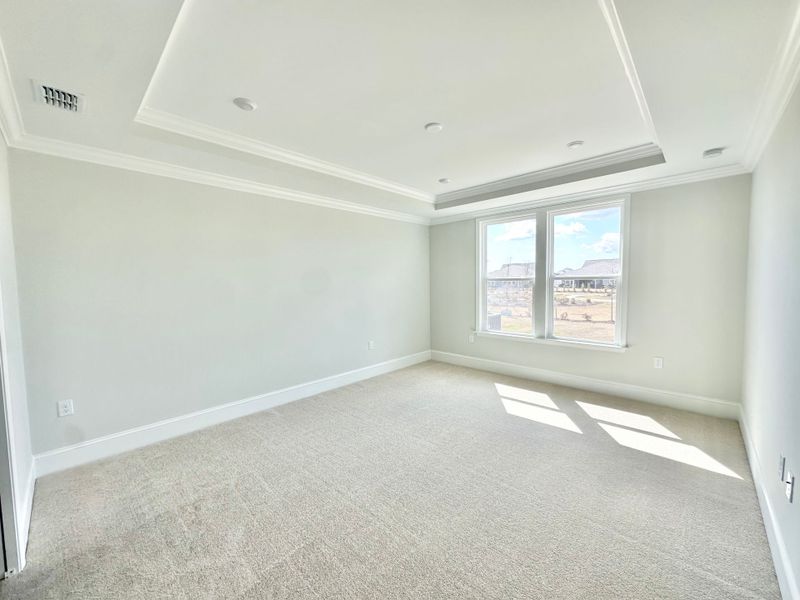 Spacious, unfurnished interior of a new home in Del Webb Wilmington at Mallory Creek, Leland (Image 10).