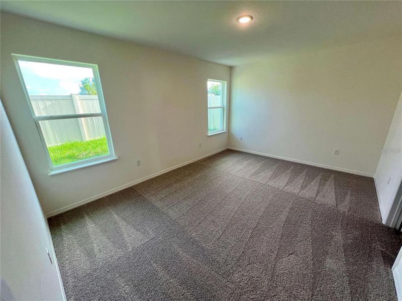 Spacious, unfurnished interior of a new home in Hammock Reserve, Haines City (Image 15). Spacious, unfurnished interior of a new home in Hammock Reserve, Haines City (Image 15).