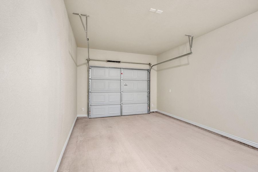Spacious, unfurnished interior of a new home in , Copperas Cove (Image 16). Spacious, unfurnished interior of a new home in , Copperas Cove (Image 16).