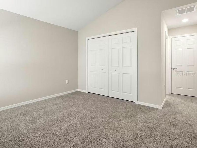Spacious, unfurnished interior of a new home in VillaMar, Winter Haven (Image 7).