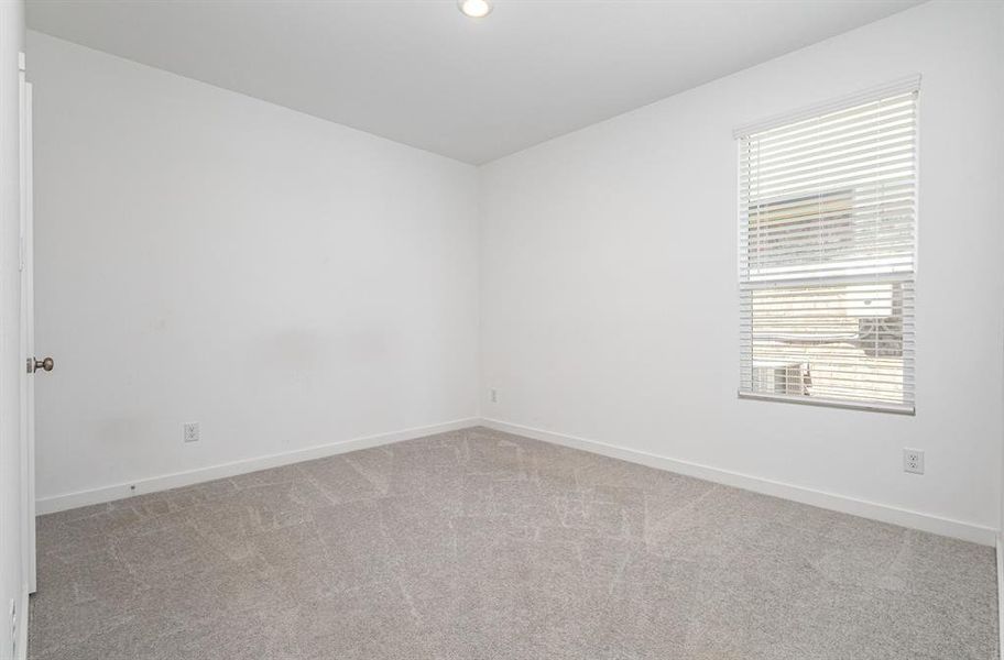 Spacious, unfurnished interior of a new home in , Princeton (Image 18).