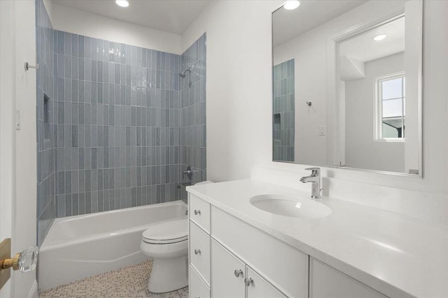 Furnished interior view inside a new home in , Dallas (Image 7). Furnished interior view inside a new home in , Dallas (Image 7).