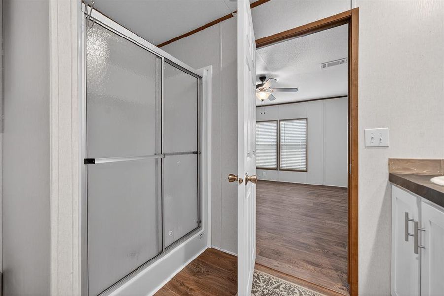 Image 35 of a home in .