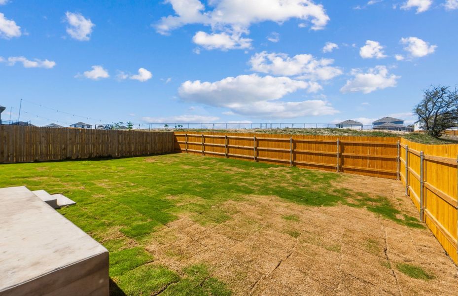 Exterior details and patio area of a home in Skyview, Belton (Image 26).