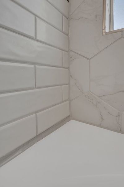 Representative interior finishes for a home built from the Bellagio 425SSC by Saratoga Homes in Paseo Del Este, El Paso (Image 25).