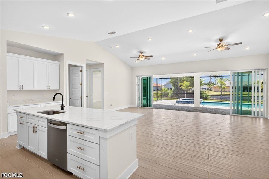 Furnished interior view inside a new home in Cape Coral, Cape Coral (Image 12).