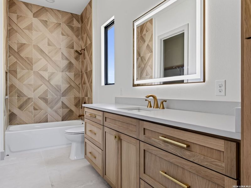 Furnished interior view inside a new home in , Boerne (Image 8).