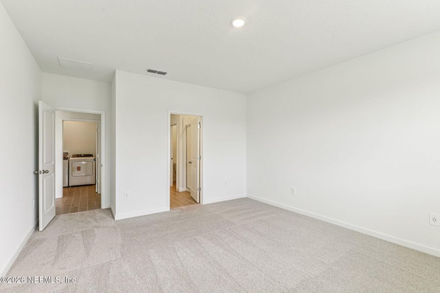 Spacious, unfurnished interior of a new home in Cypress Meadows - Signature Series, Jacksonville (Image 20).