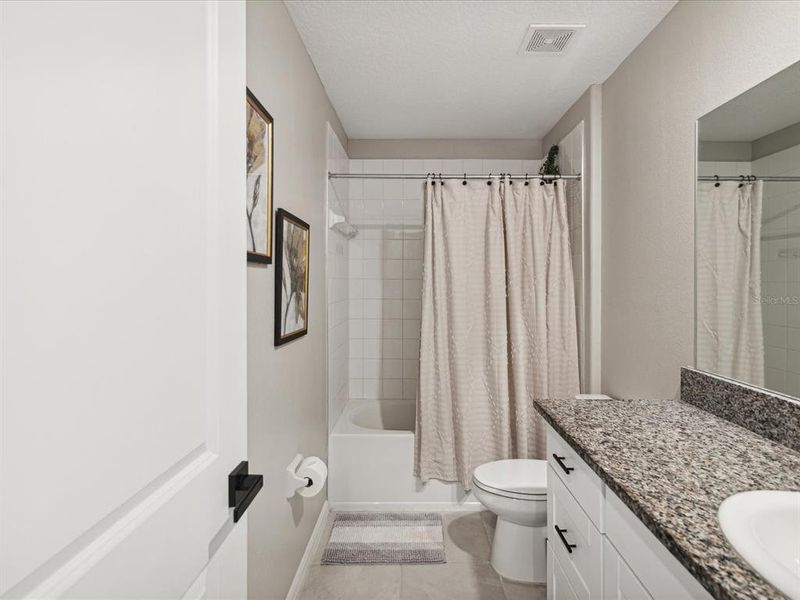 Guest Bathroom upstairs