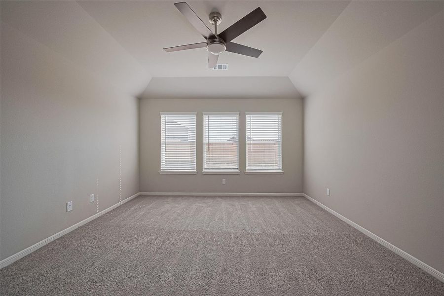Spacious, unfurnished interior of a new home in Sunterra, Katy (Image 29). Spacious, unfurnished interior of a new home in Sunterra, Katy (Image 29).