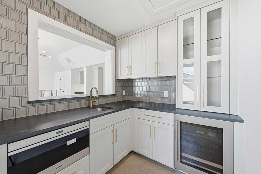 Wet Bar:Wet Bar Wet Bar:Wet Bar