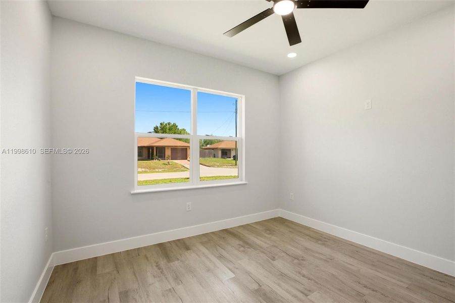 Spacious, unfurnished interior of a new home in , Lake Placid (Image 26).