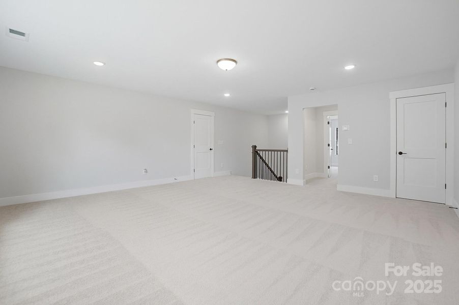 Image 47 of a home in Villas at Prestwick.