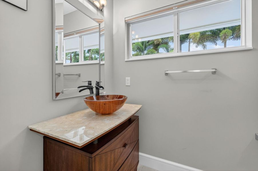 Furnished interior view inside a new home in , Fort Lauderdale (Image 50).